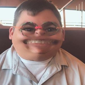 Meet your Posher, Aaron